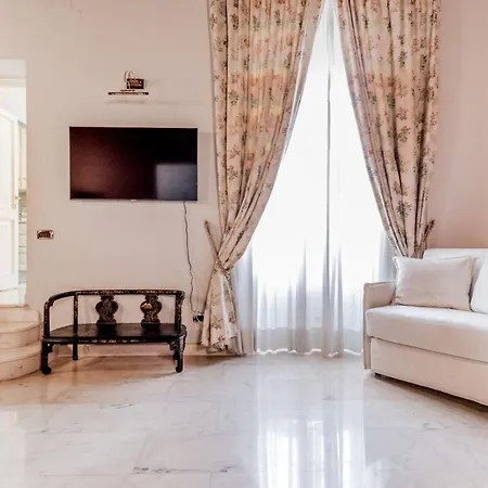 - Pietra * Róma