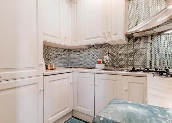 - Pietra Lejlighed *